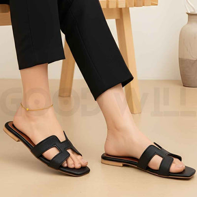 H Plain Slippers