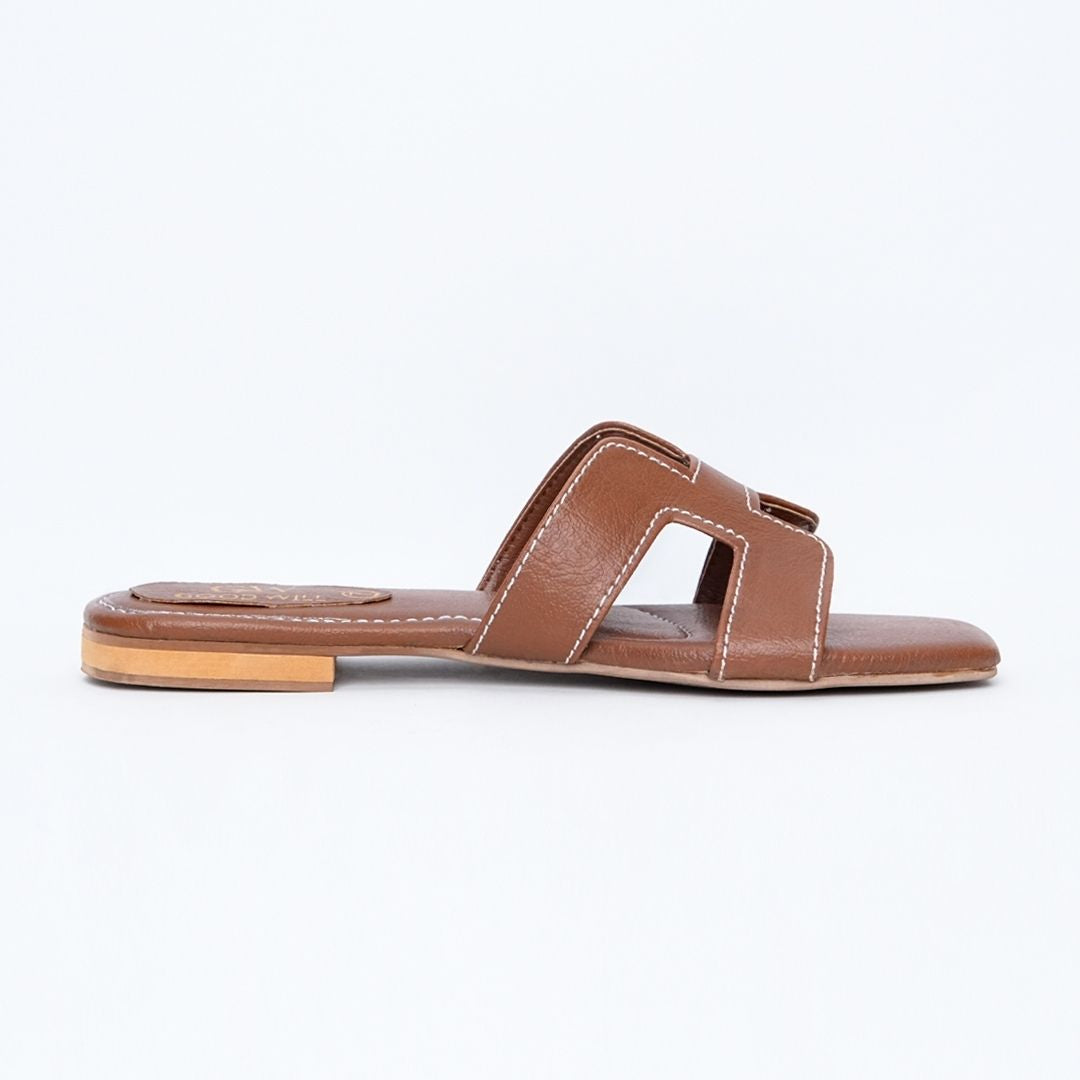 H Plain Slippers