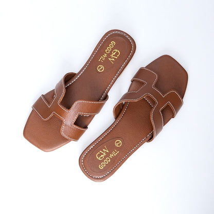 H Plain Slippers