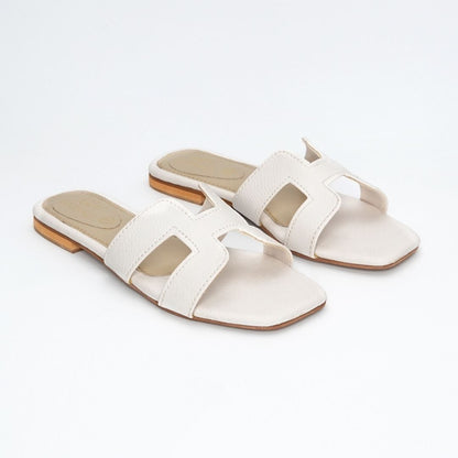 H Plain Slippers