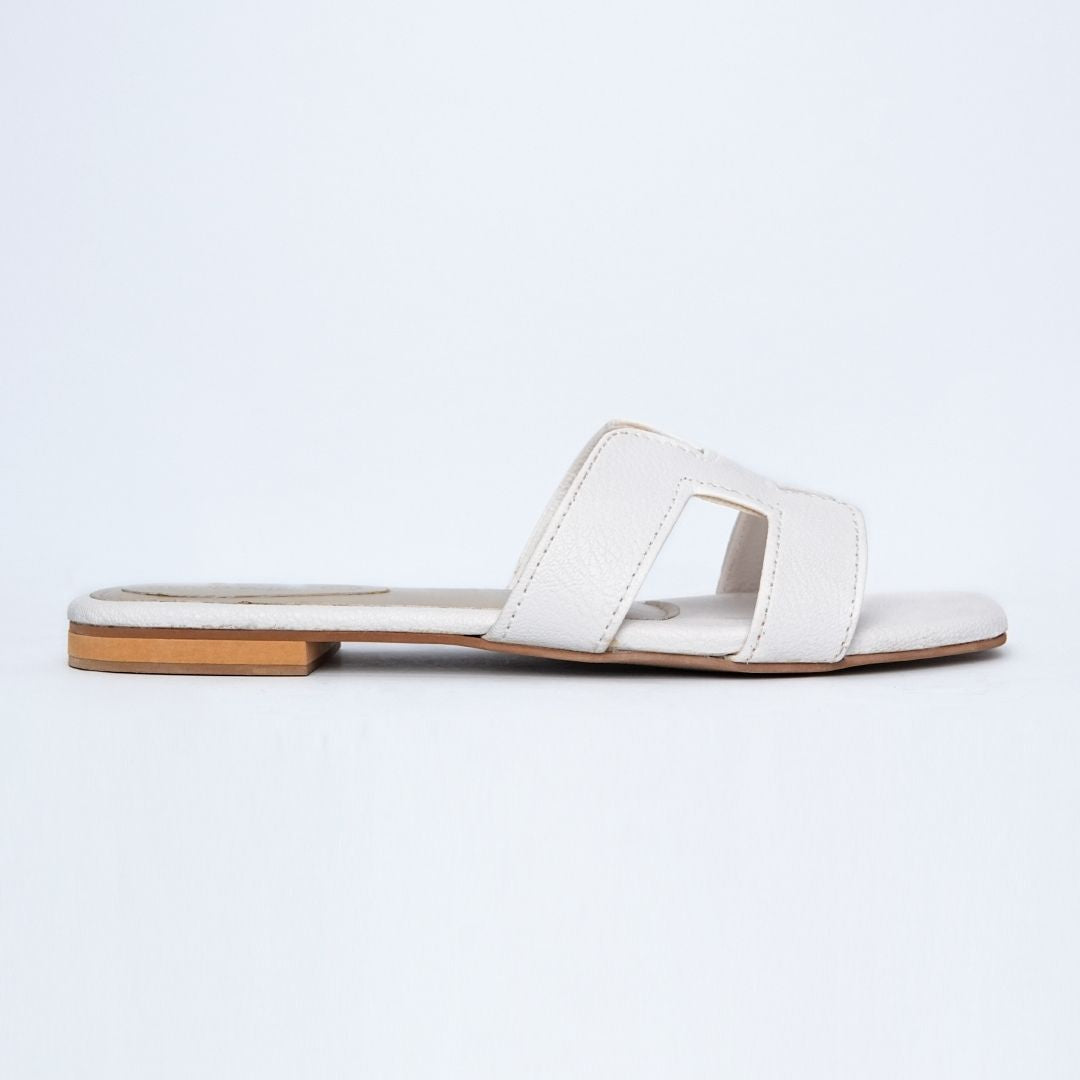 H Plain Slippers