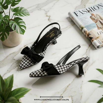 Checkered Bow Heels