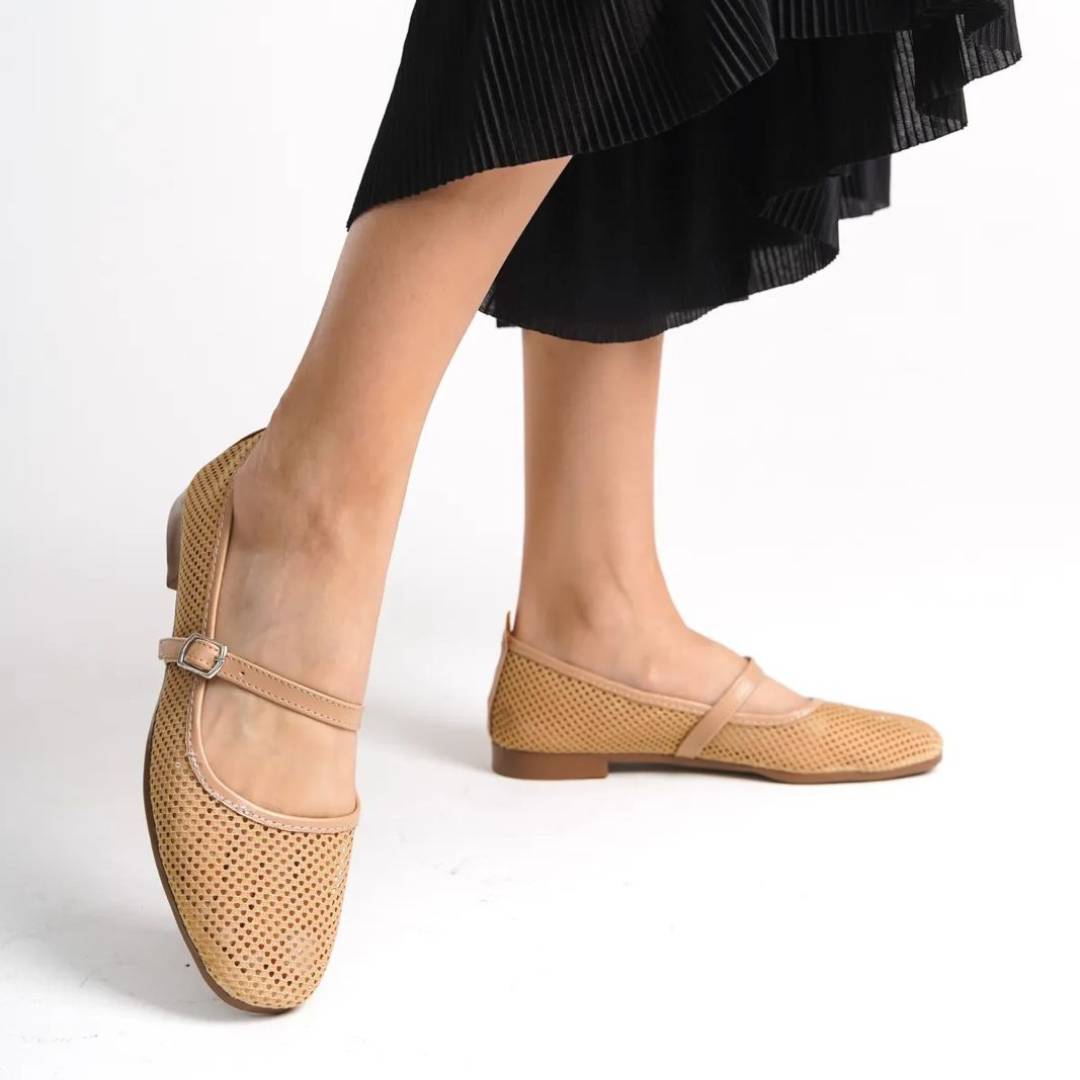 Fish Net Flat Pumps