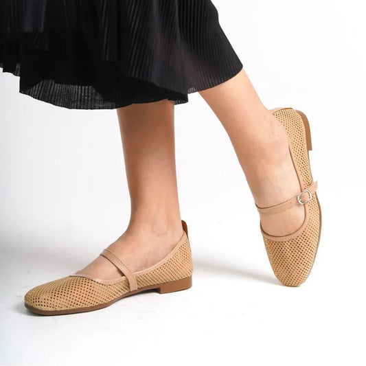 Fish Net Flat Pumps