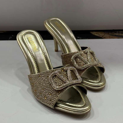 V Stone Heel
